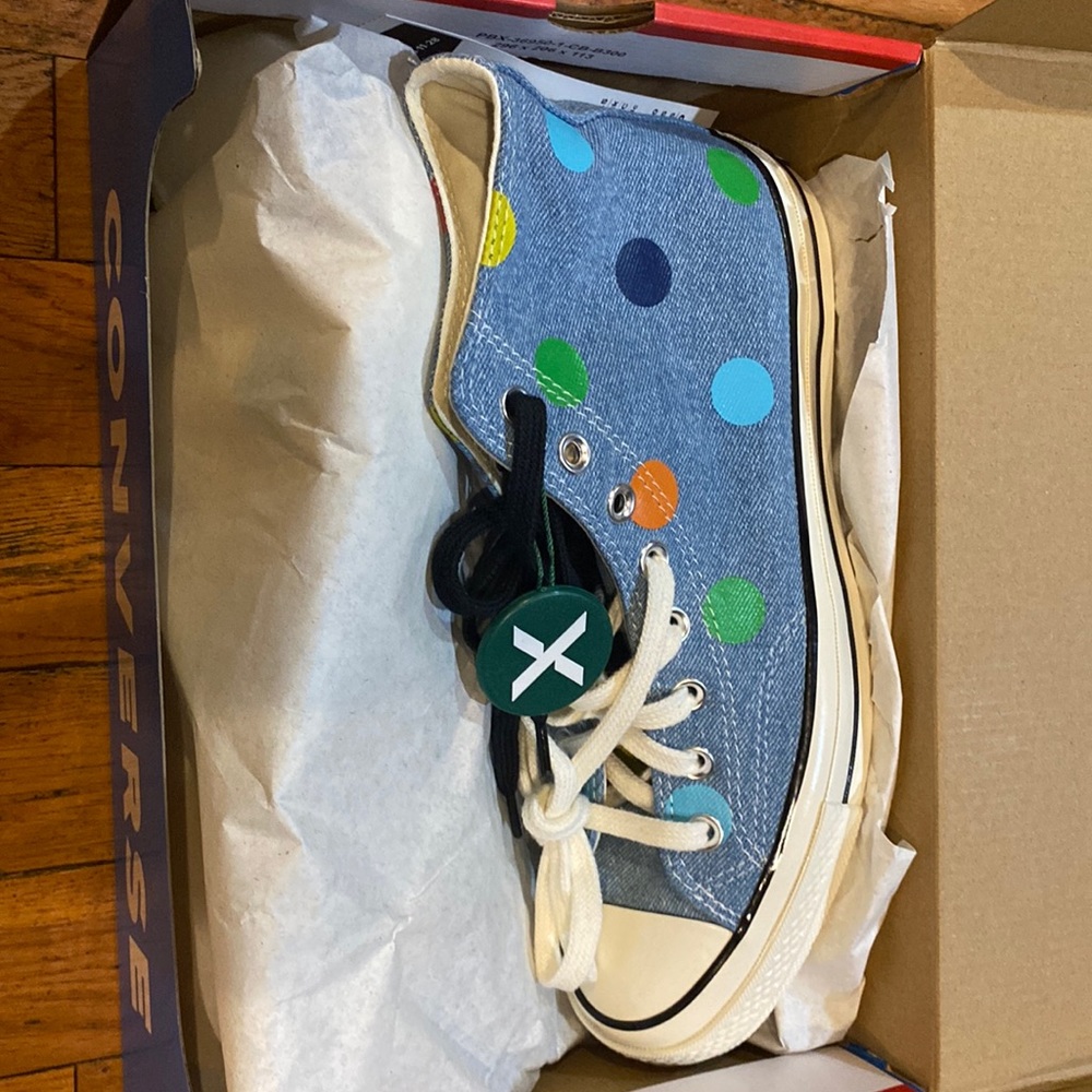 Brand new in the box Polka dot Converse.